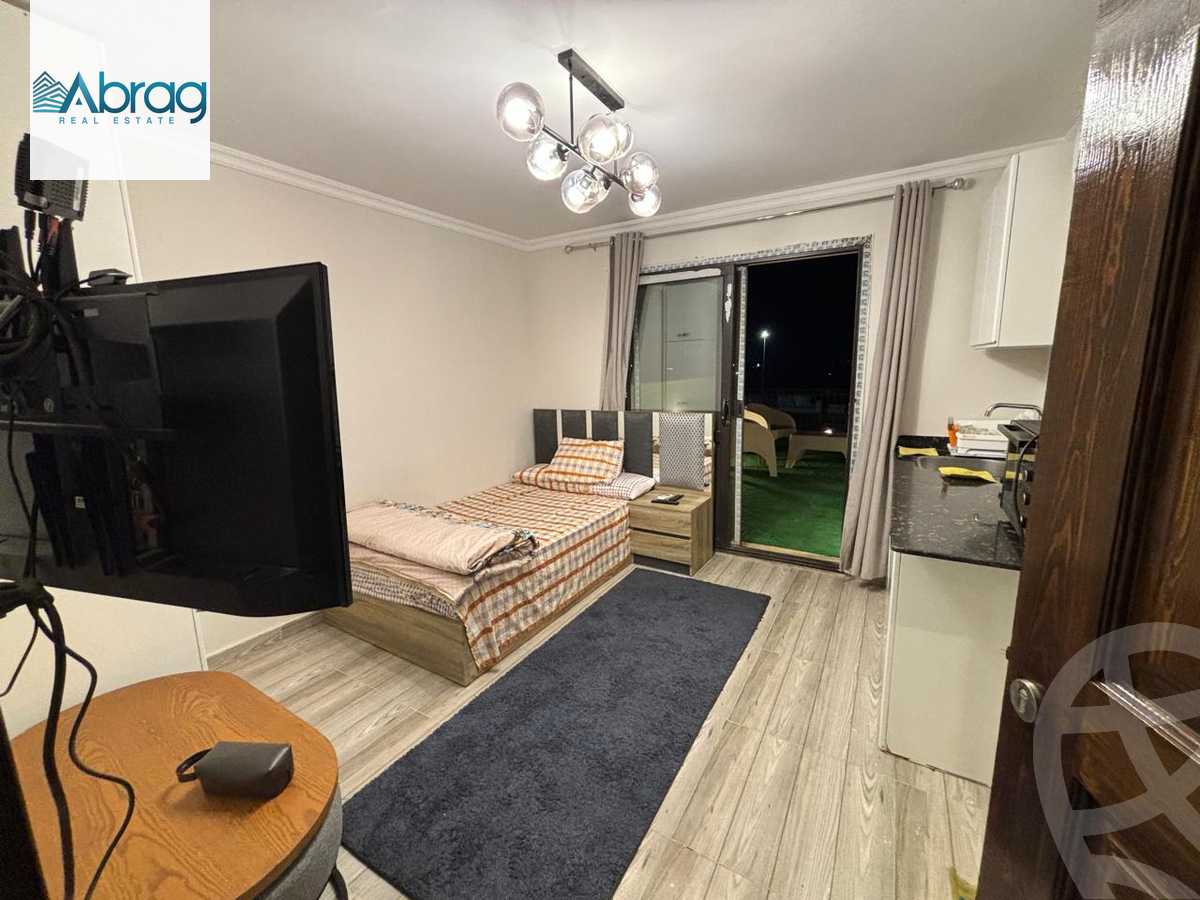 https://aqarmap.com.eg/en/listing/6063157-for-rent-cairo-el-sheikh-zayed-city-compounds-kmbwnd-wyst-twn-swdyk