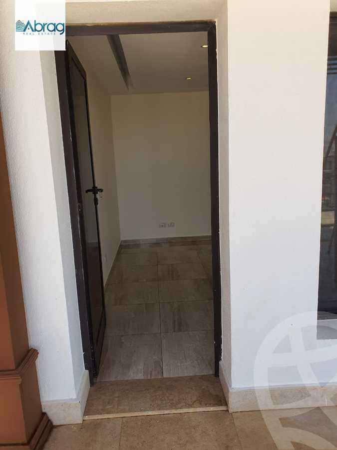 https://aqarmap.com.eg/en/listing/6063192-for-rent-cairo-el-sheikh-zayed-city-compounds-kmbwnd-wyst-twn-swdyk