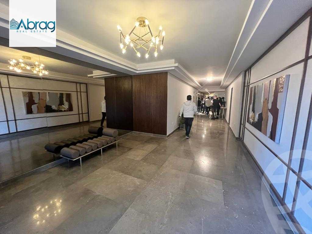 https://aqarmap.com.eg/en/listing/6080097-for-sale-cairo-el-sheikh-zayed-city-compounds-zyd-wr-llttwyr