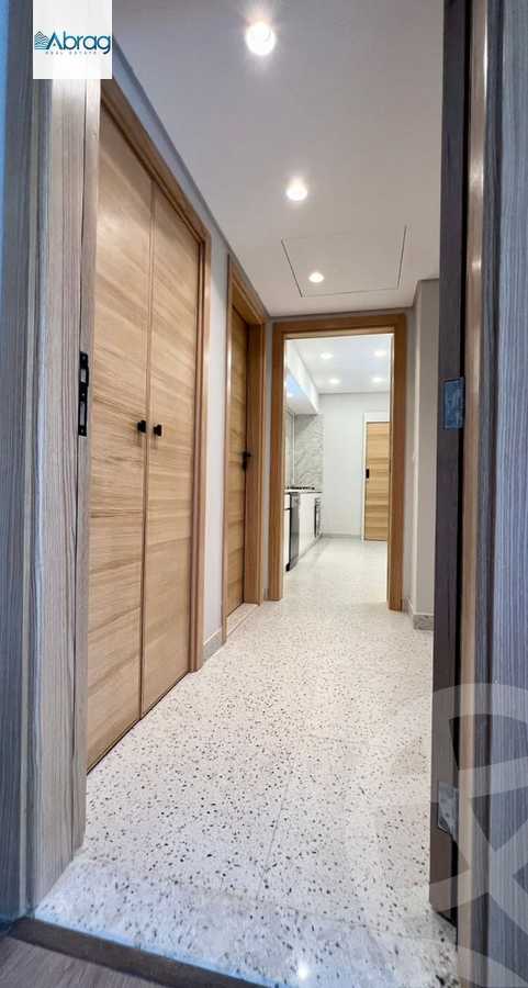 https://aqarmap.com.eg/en/listing/6135836-for-rent-cairo-el-sheikh-zayed-city-compounds-kmbwnd-wyst-twn-swdyk