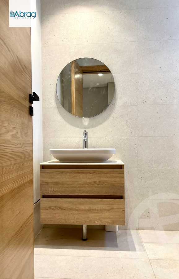 https://aqarmap.com.eg/en/listing/6135836-for-rent-cairo-el-sheikh-zayed-city-compounds-kmbwnd-wyst-twn-swdyk