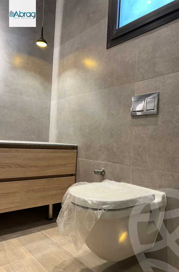 https://aqarmap.com.eg/en/listing/6135836-for-rent-cairo-el-sheikh-zayed-city-compounds-kmbwnd-wyst-twn-swdyk