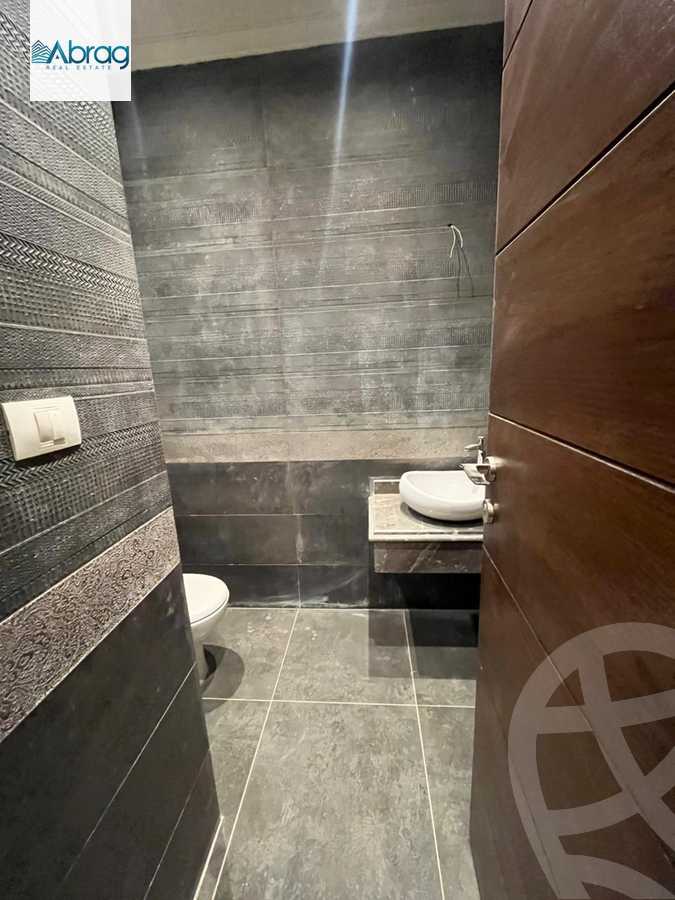 https://aqarmap.com.eg/en/listing/6135828-for-rent-cairo-el-sheikh-zayed-city-compounds-kmbwnd-wyst-twn-swdyk
