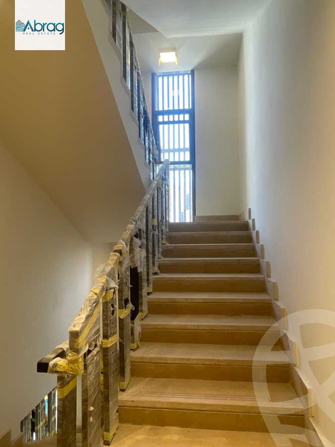 https://aqarmap.com.eg/ar/listing/6173574-for-sale-cairo-el-sheikh-zayed-city-lshykh-zyd-ljdyd-vye