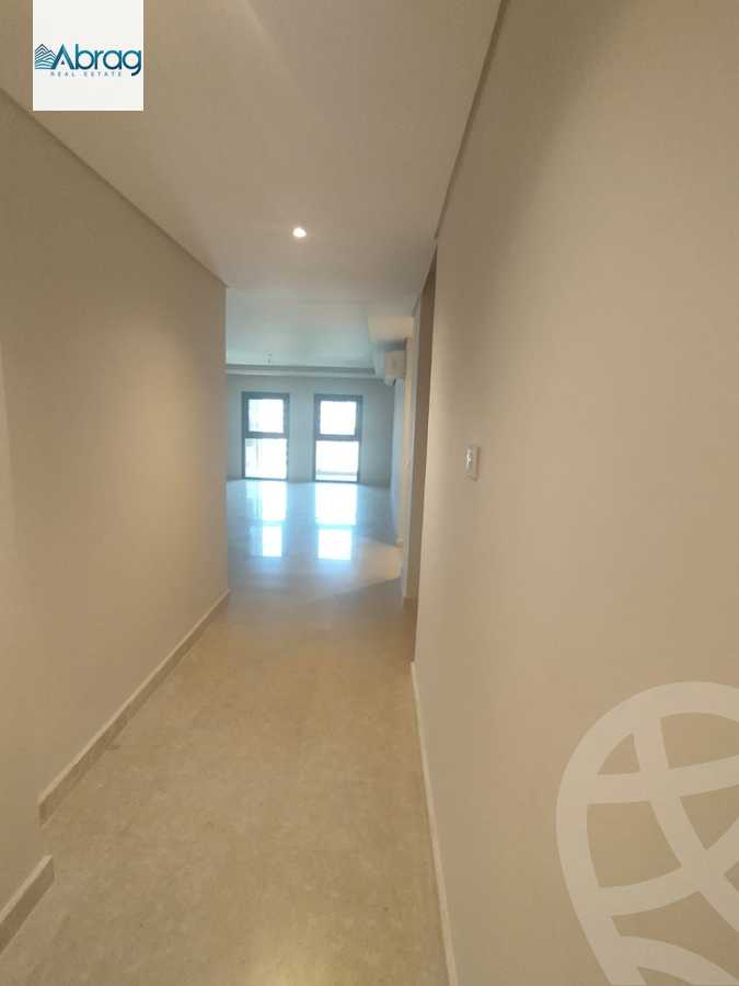https://aqarmap.com.eg/ar/listing/6378995-for-rent-cairo-el-sheikh-zayed-city-compounds-zyd-wr-llttwyr-park-towers-zed-el-sheikh-zayed-compound