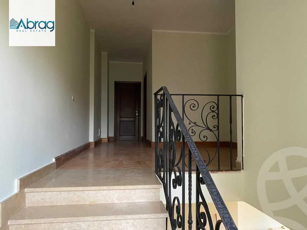 https://aqarmap.com.eg/en/listing/6379014-for-sale-cairo-el-sheikh-zayed-city-compounds-casa