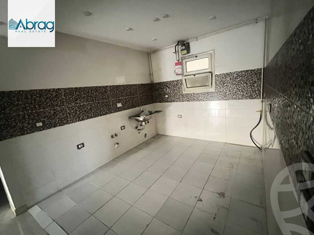 https://aqarmap.com.eg/ar/listing/6379814-for-rent-cairo-el-sheikh-zayed-city-compounds-el-khamayel