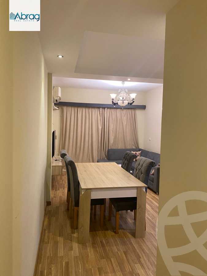 https://aqarmap.com.eg/ar/listing/6396917-for-rent-cairo-el-sheikh-zayed-city-compounds-dh-drys
