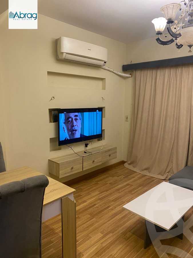 https://aqarmap.com.eg/ar/listing/6396917-for-rent-cairo-el-sheikh-zayed-city-compounds-dh-drys