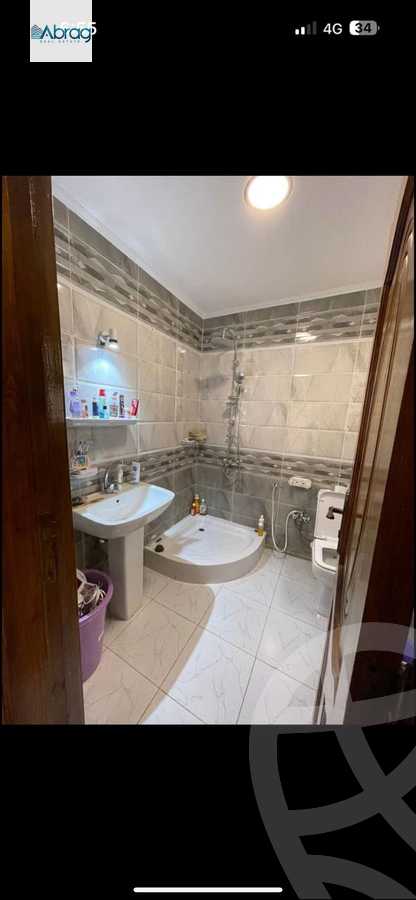 https://aqarmap.com.eg/en/listing/6397178-for-rent-cairo-el-sheikh-zayed-city-compounds-el-khamayel