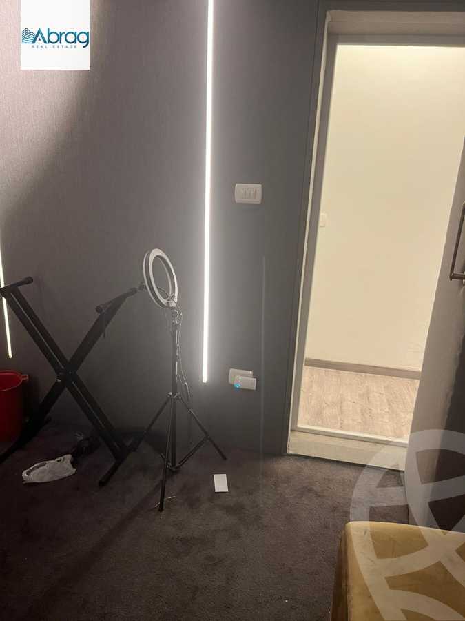 https://aqarmap.com.eg/en/listing/6423520-for-sale-cairo-el-sheikh-zayed-city-compounds-jn-2