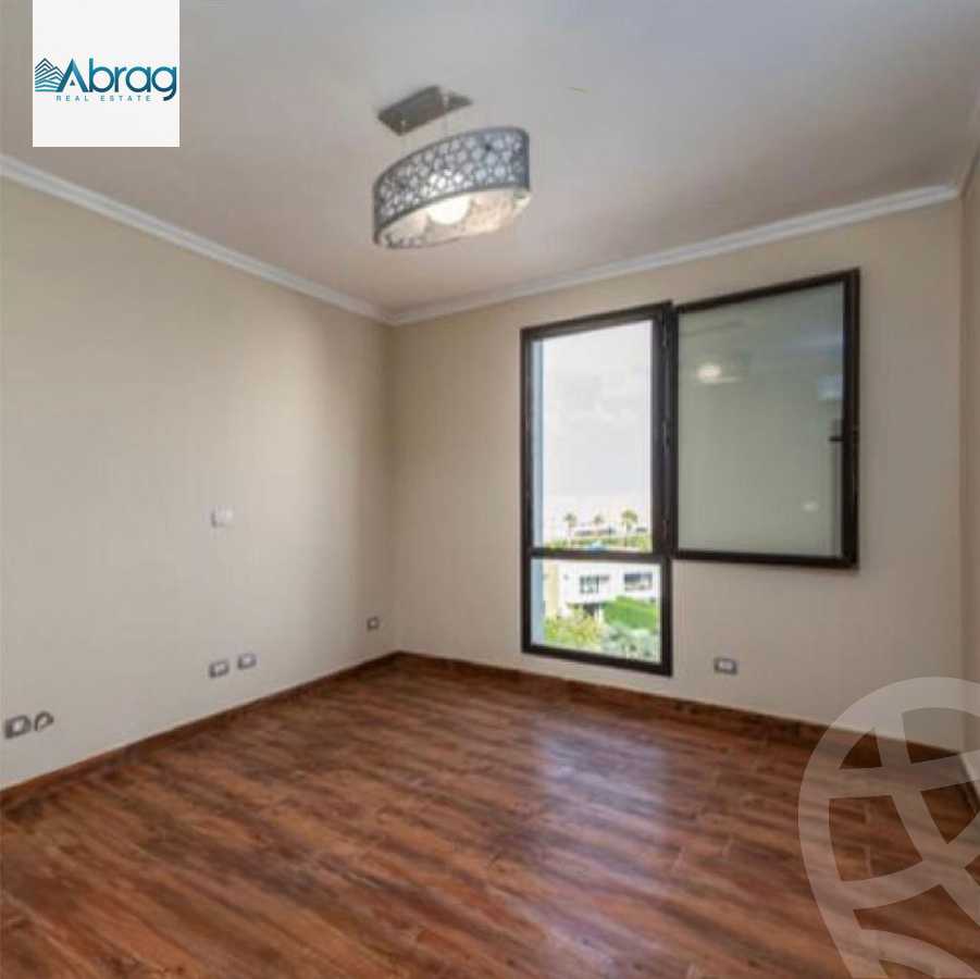 https://aqarmap.com.eg/ar/listing/6425449-for-rent-cairo-el-sheikh-zayed-city-compounds-kmbwnd-wyst-twn-swdyk