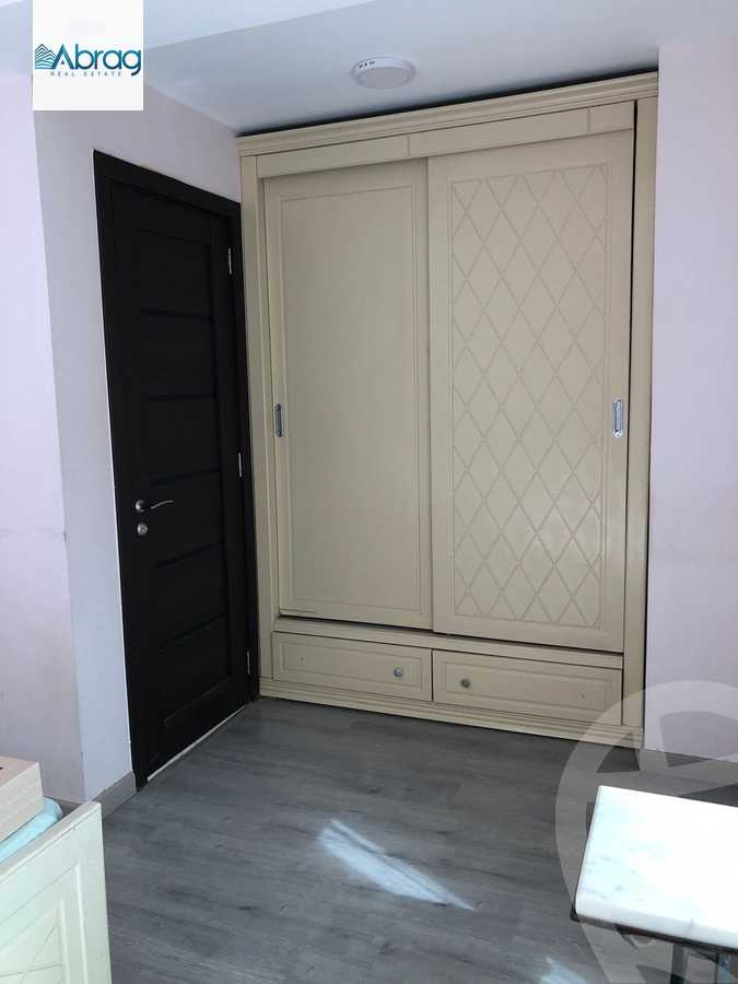 https://aqarmap.com.eg/ar/listing/6425705-for-rent-cairo-el-sheikh-zayed-city-compounds-kmbwnd-wyst-twn-swdyk