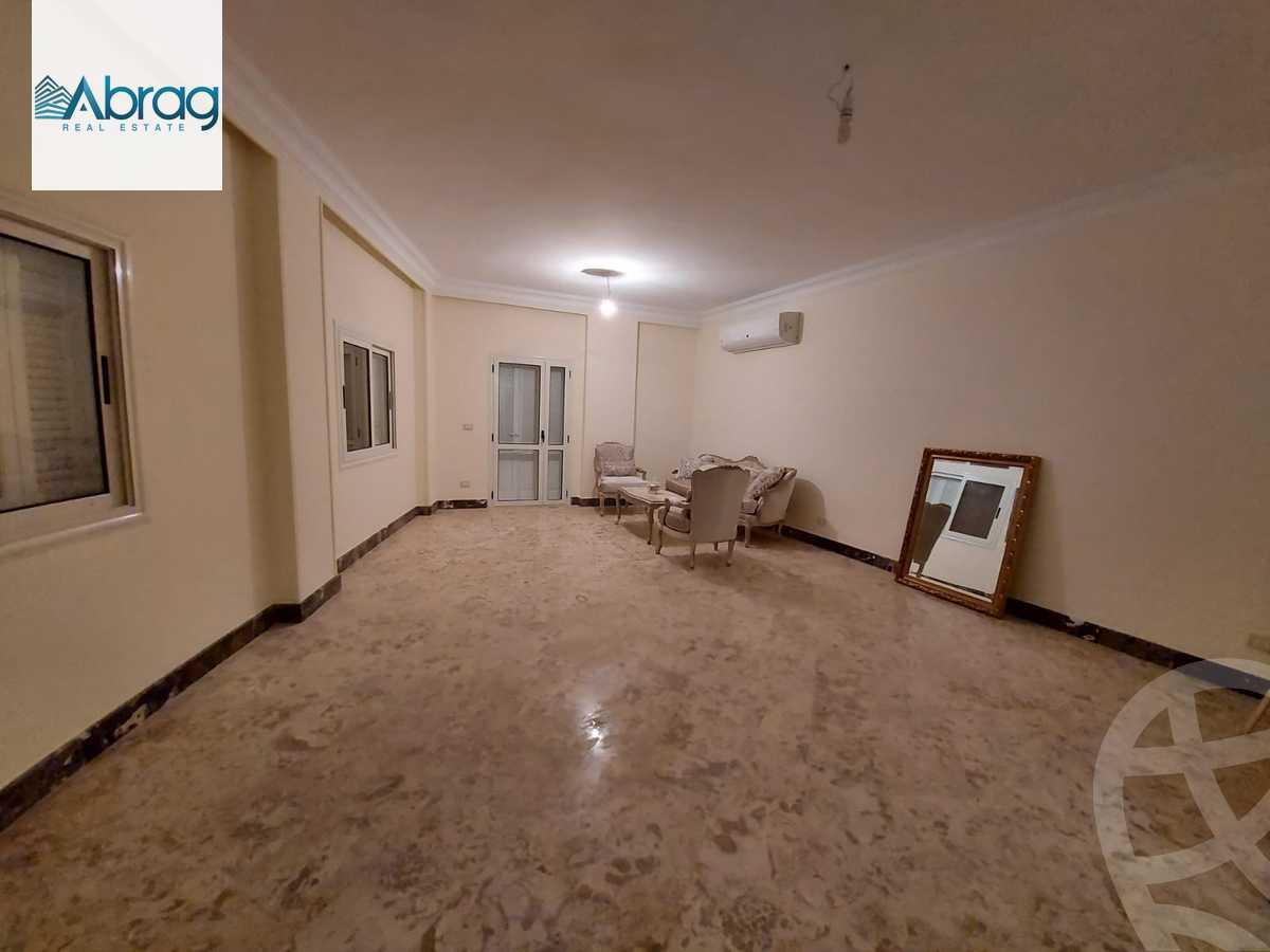https://aqarmap.com.eg/en/listing/6426785-for-sale-cairo-el-sheikh-zayed-city-el-hay-elsabeaa-lhy-lsb