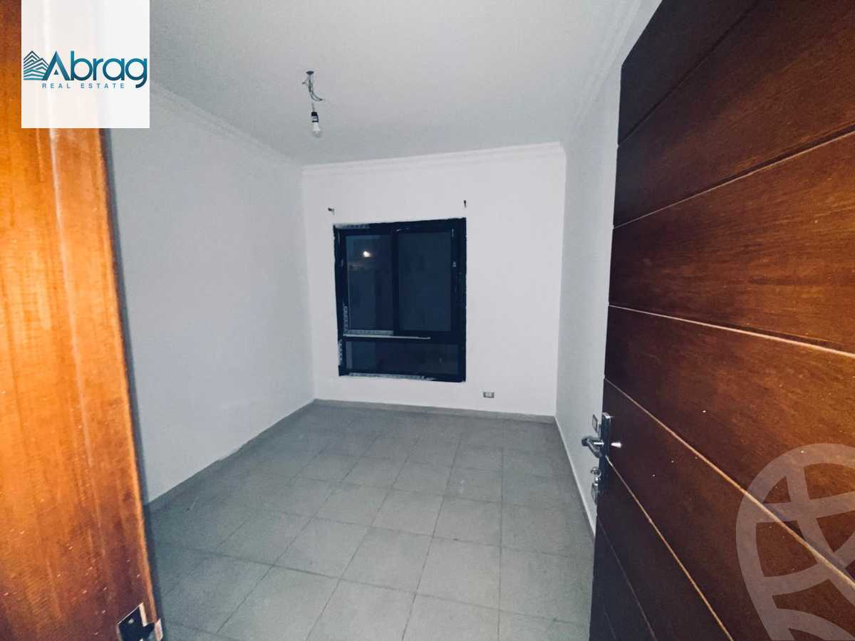 https://aqarmap.com.eg/ar/listing/6426988-for-rent-cairo-el-sheikh-zayed-city-compounds-the-courtyard