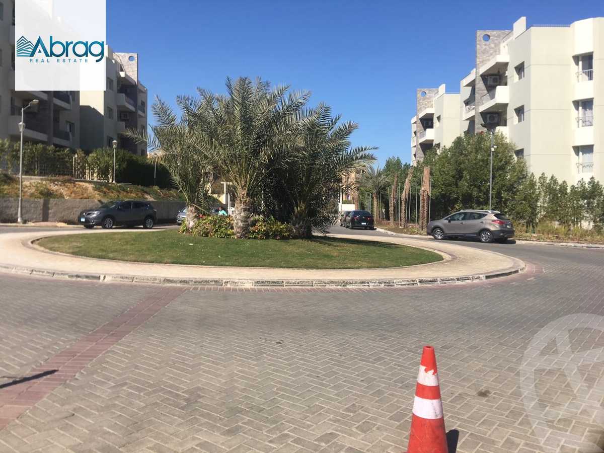 https://aqarmap.com.eg/en/listing/6476330-for-rent-cairo-el-sheikh-zayed-city-compounds-dh-drys