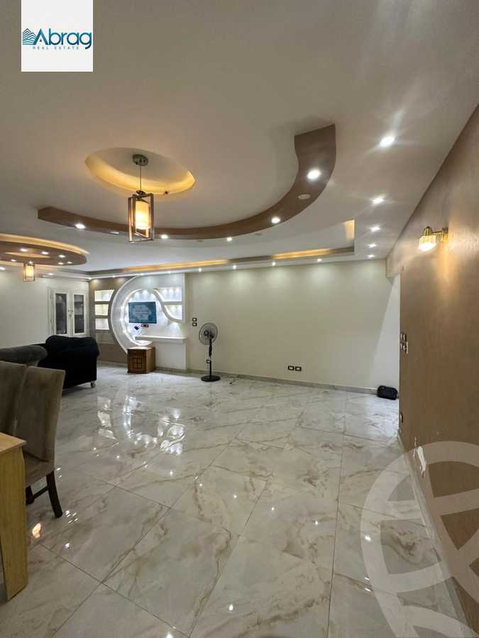 https://aqarmap.com.eg/en/listing/6560458-for-rent-cairo-el-sheikh-zayed-city-compounds-el-khamayel