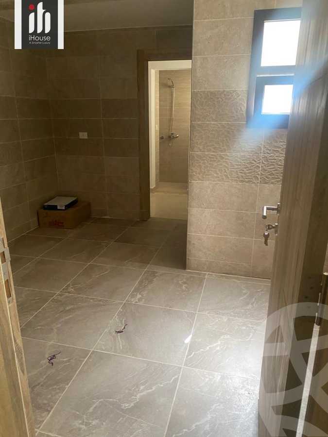 https://aqarmap.com.eg/ar/listing/4243063-for-rent-cairo-new-cairo-compounds-fifth-square