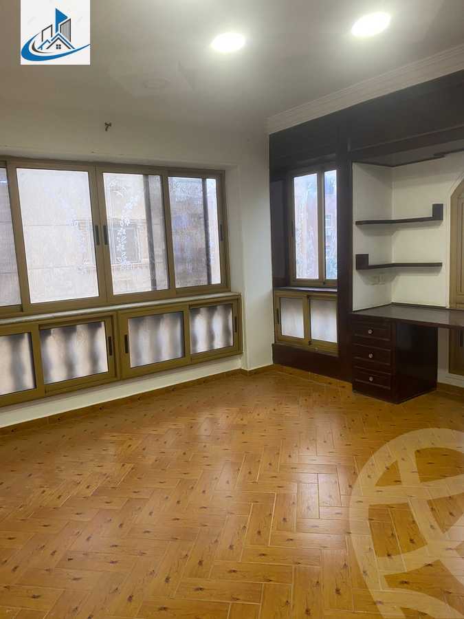 https://aqarmap.com.eg/ar/listing/4342839-for-rent-cairo-6th-of-october-featured-neighborhood-sixth-touristic-village-sameh-gado-st