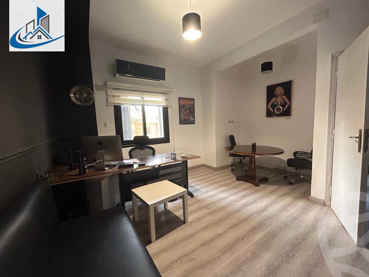 https://aqarmap.com.eg/ar/listing/4627943-for-sale-cairo-6th-of-october-featured-neighborhood-el-motamayez-neighborhood-abd-el-moneim-riad-st