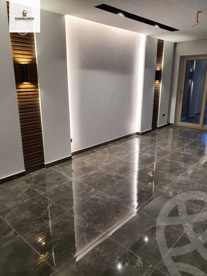 https://aqarmap.com.eg/en/listing/4080554-for-sale-cairo-new-cairo-compounds-galleria-moon-valley