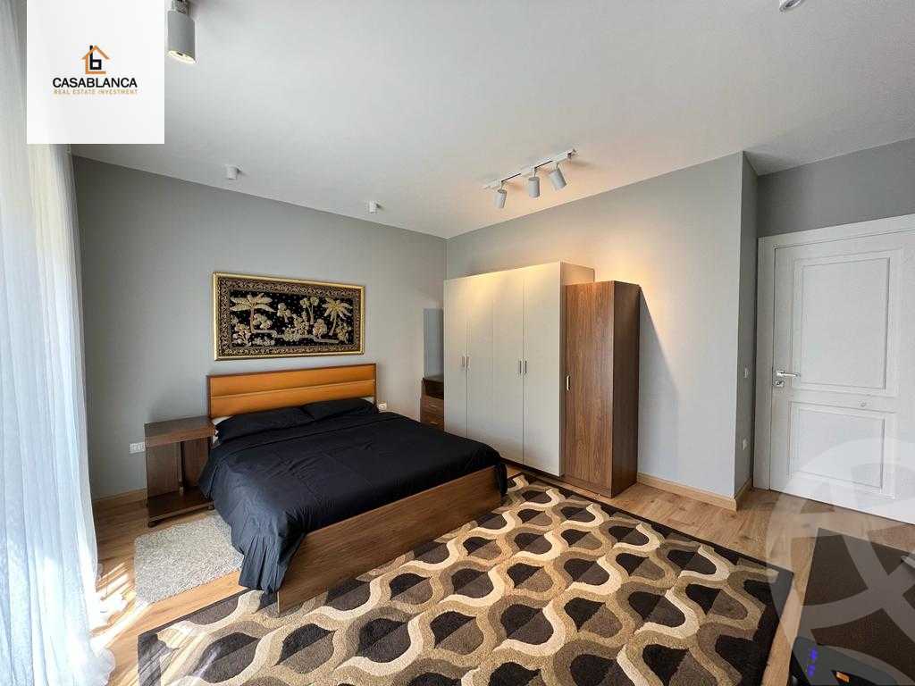 https://aqarmap.com.eg/en/listing/4151710-for-sale-cairo-new-cairo-compounds-mountain-view-hyde-park