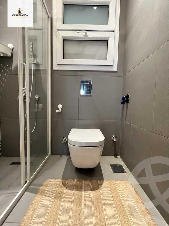 https://aqarmap.com.eg/en/listing/4151997-for-sale-cairo-new-cairo-compounds-mountain-view-hyde-park