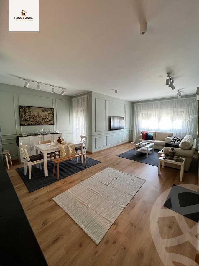 https://aqarmap.com.eg/en/listing/4162641-for-sale-cairo-new-cairo-compounds-mountain-view-hyde-park