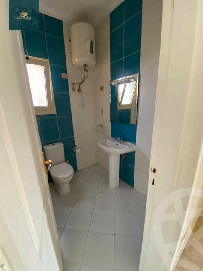 https://aqarmap.com.eg/ar/listing/4057042-for-rent-cairo-new-cairo-compounds-mena-residence