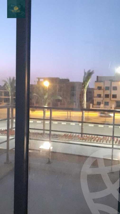 https://aqarmap.com.eg/en/listing/4066190-for-rent-cairo-new-cairo-compounds-fyfth-skwyr-mwl-lmrsm-llttwyr