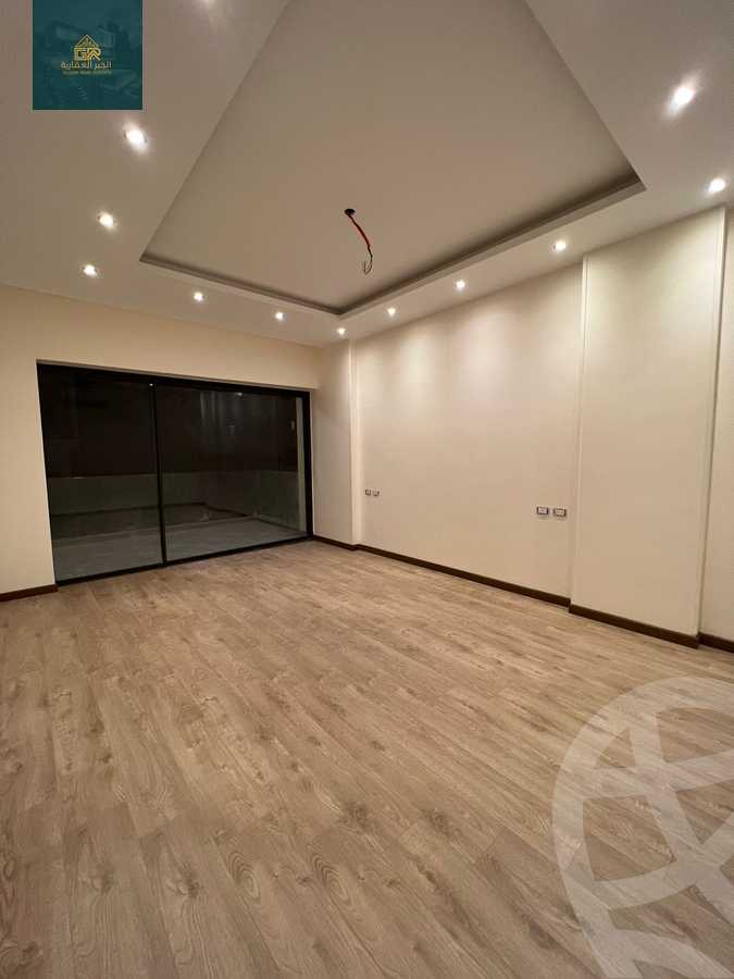 https://aqarmap.com.eg/en/listing/4083157-for-rent-cairo-new-cairo-compounds-lakeview-residence
