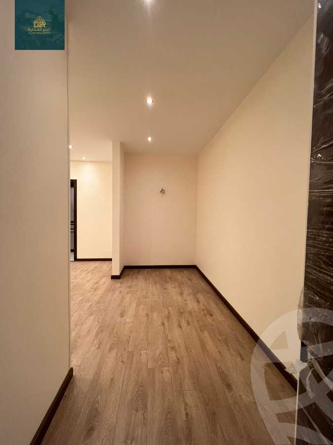 https://aqarmap.com.eg/en/listing/4083157-for-rent-cairo-new-cairo-compounds-lakeview-residence