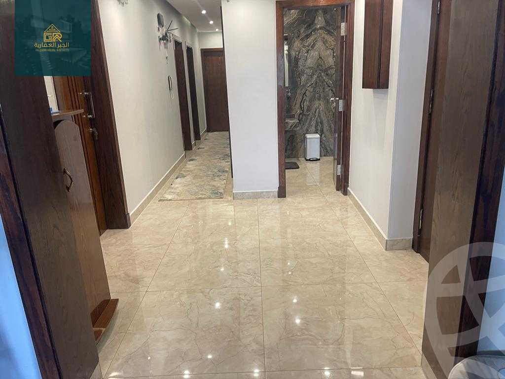 https://aqarmap.com.eg/en/listing/4088645-for-sale-cairo-new-cairo-compounds-taj-sultan