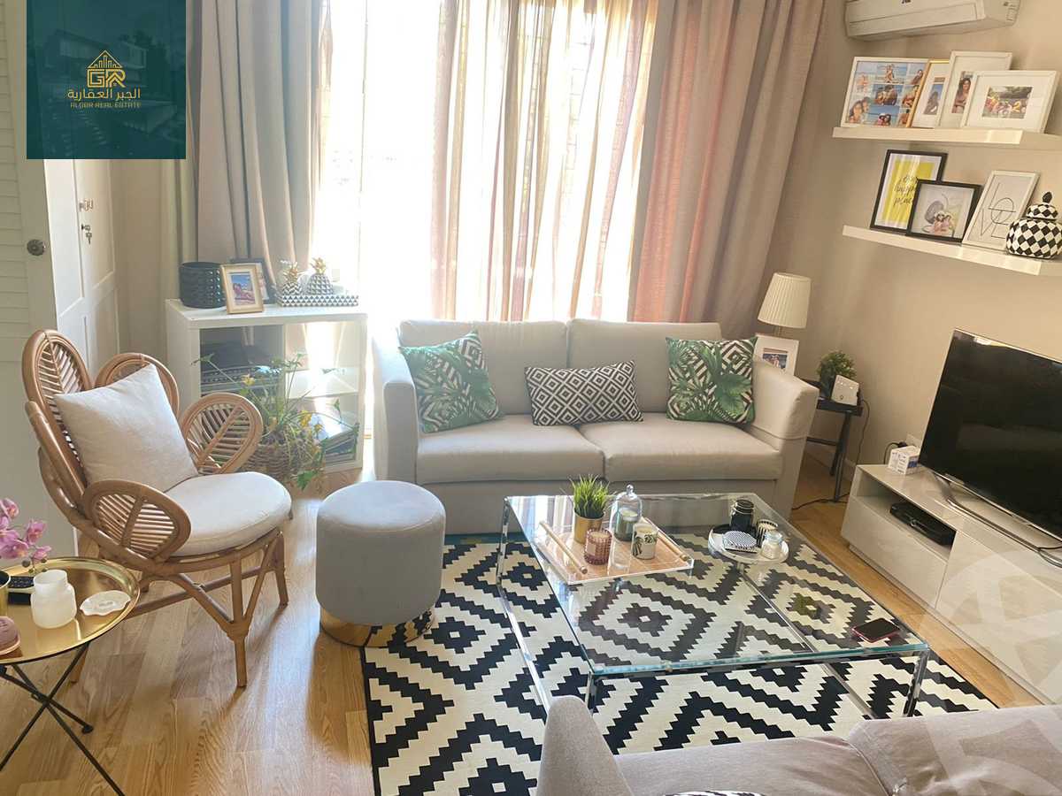 https://aqarmap.com.eg/en/listing/4102292-for-rent-cairo-el-sheikh-zayed-city-compounds-in-sheikh-zayed-royal-meadows