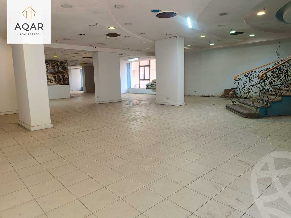 https://aqarmap.com.eg/en/listing/5892891-for-sale-cairo-shoubra-corniche-el-nile-st