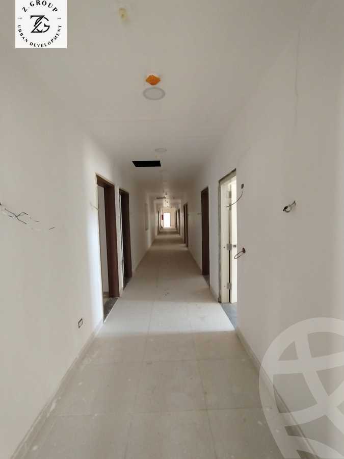 https://aqarmap.com.eg/ar/listing/4833132-for-sale-cairo-el-shorouk-compounds-hana-medical-complex-z-group