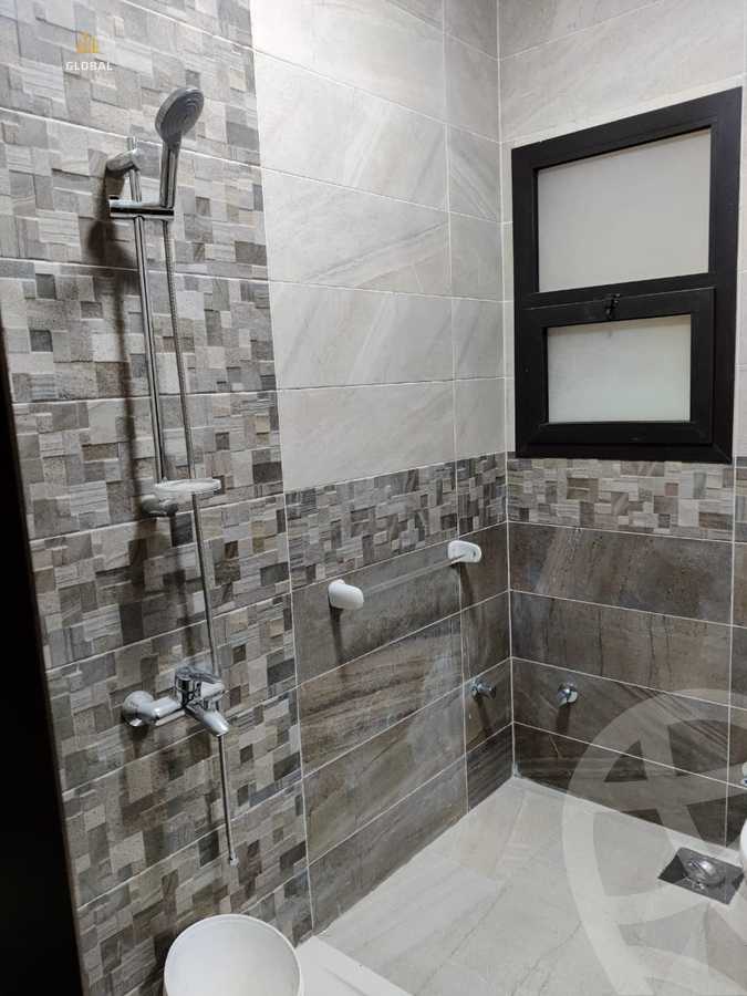 https://aqarmap.com.eg/ar/listing/4271969-for-rent-eastown-parks