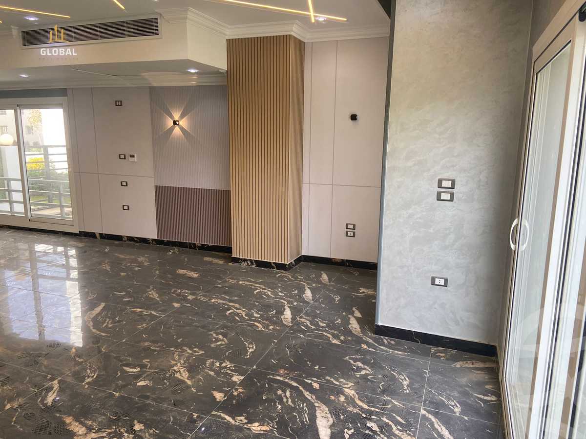 https://aqarmap.com.eg/ar/listing/4279717-for-rent-cluster-15-hyde-park