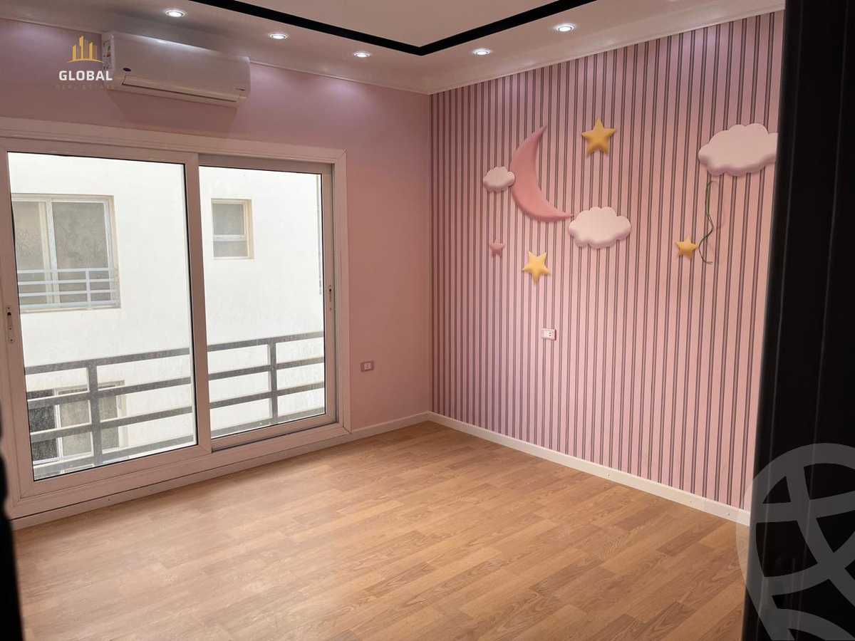 https://aqarmap.com.eg/ar/listing/4279717-for-rent-cluster-15-hyde-park