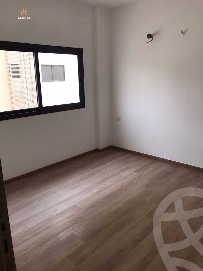 https://aqarmap.com.eg/ar/listing/4285805-for-rent-cairo-new-cairo-compounds-fifth-square