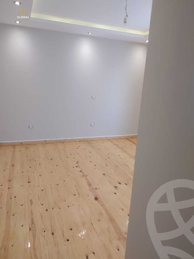 https://aqarmap.com.eg/en/listing/4286691-for-rent-cairo-new-cairo-compounds-moon-valley