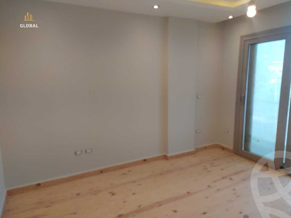 https://aqarmap.com.eg/en/listing/4286691-for-rent-cairo-new-cairo-compounds-moon-valley