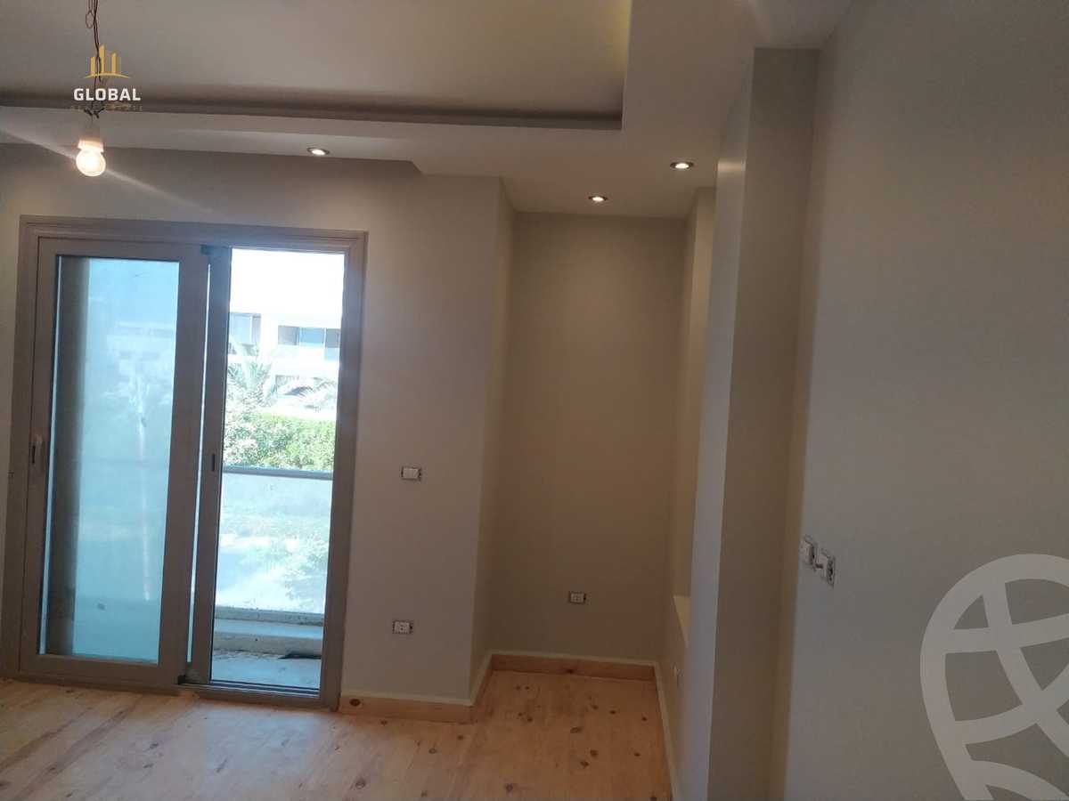 https://aqarmap.com.eg/en/listing/4286691-for-rent-cairo-new-cairo-compounds-moon-valley