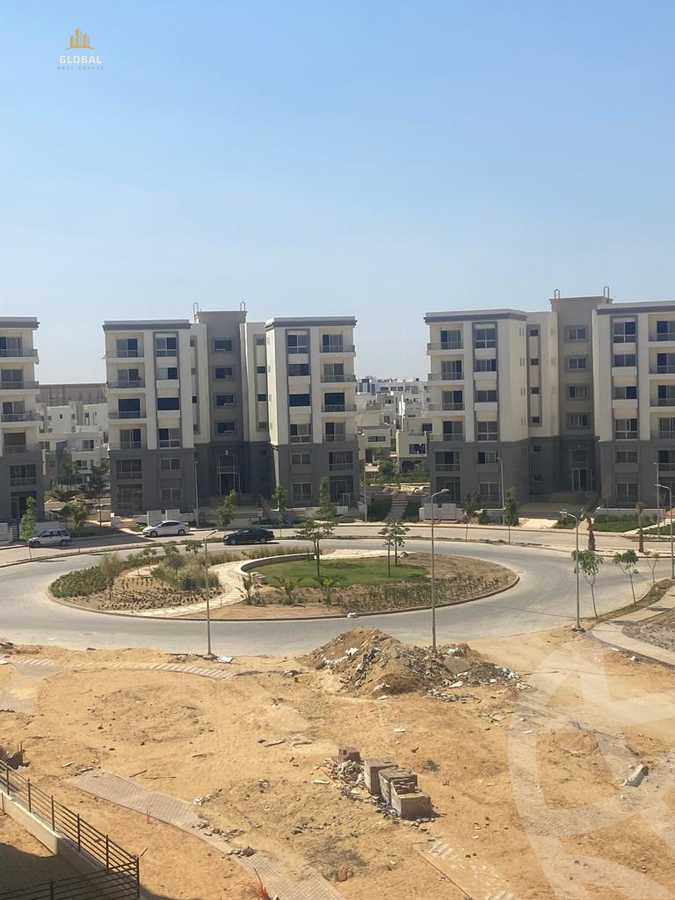 https://aqarmap.com.eg/en/listing/4289355-for-rent-cluster-15-hyde-park