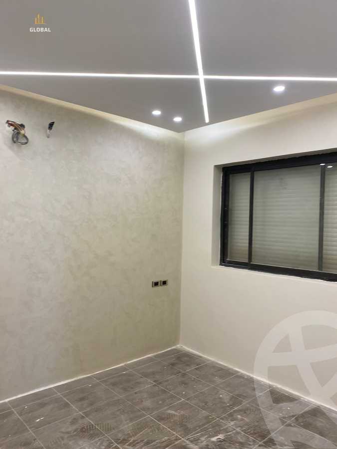 https://aqarmap.com.eg/ar/listing/4296722-for-rent-cairo-new-cairo-compounds-lake-view