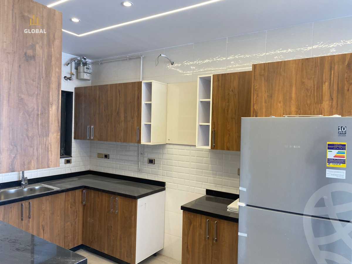 https://aqarmap.com.eg/ar/listing/4296722-for-rent-cairo-new-cairo-compounds-lake-view