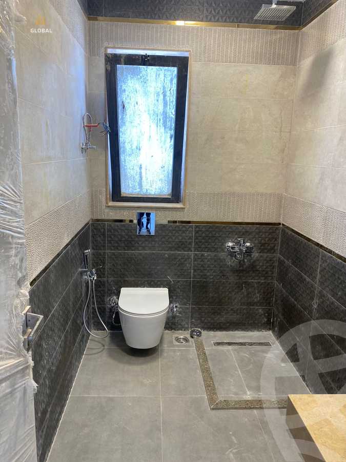 https://aqarmap.com.eg/ar/listing/4296722-for-rent-cairo-new-cairo-compounds-lake-view