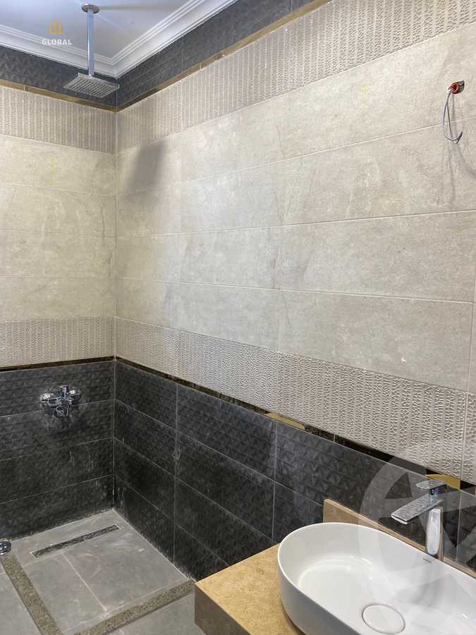 https://aqarmap.com.eg/ar/listing/4296722-for-rent-cairo-new-cairo-compounds-lake-view