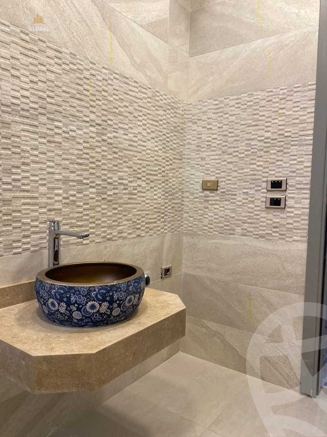 https://aqarmap.com.eg/ar/listing/4296722-for-rent-cairo-new-cairo-compounds-lake-view