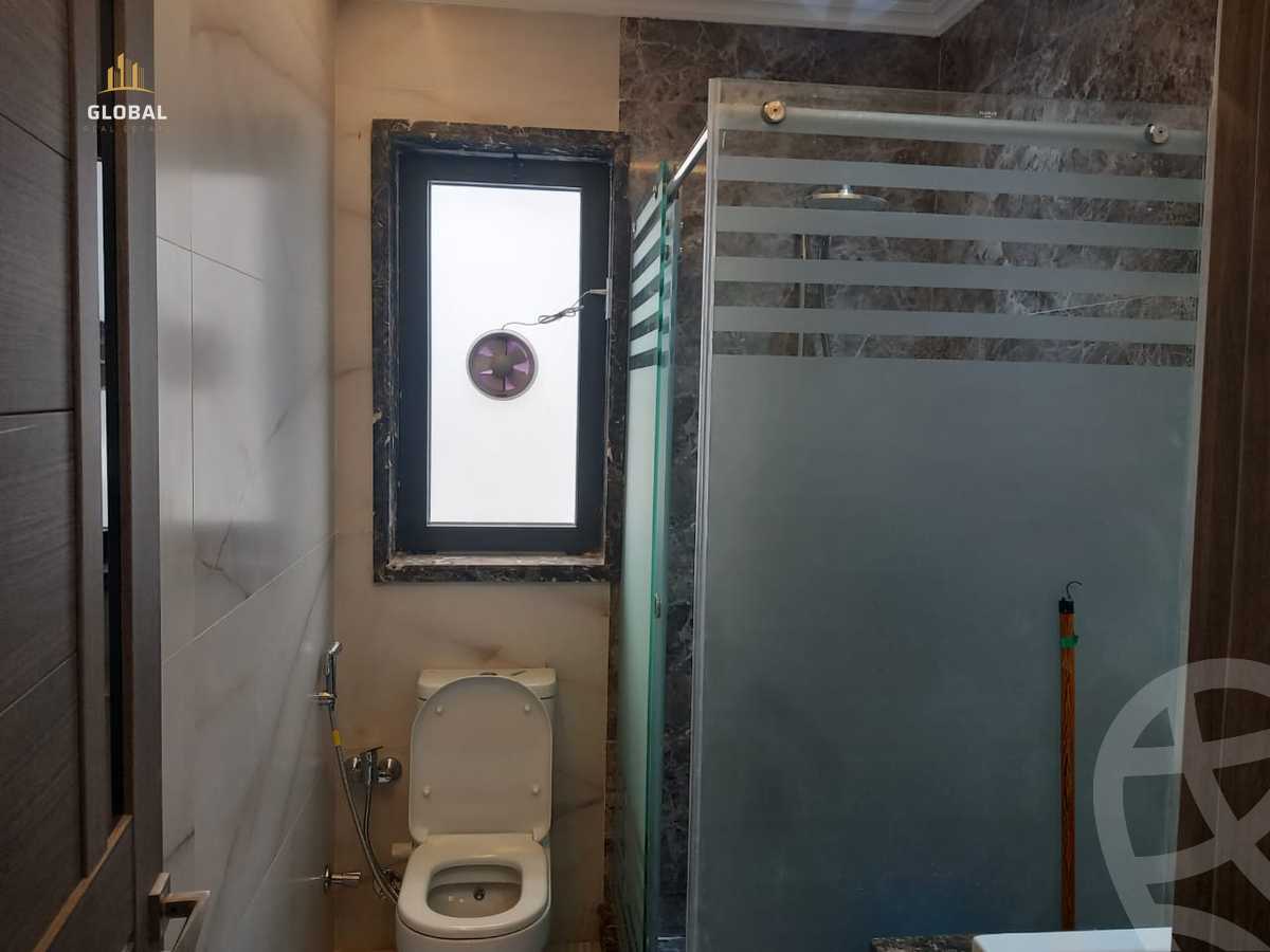 https://aqarmap.com.eg/en/listing/4296787-for-rent-cairo-new-cairo-compounds-lakeview-residence